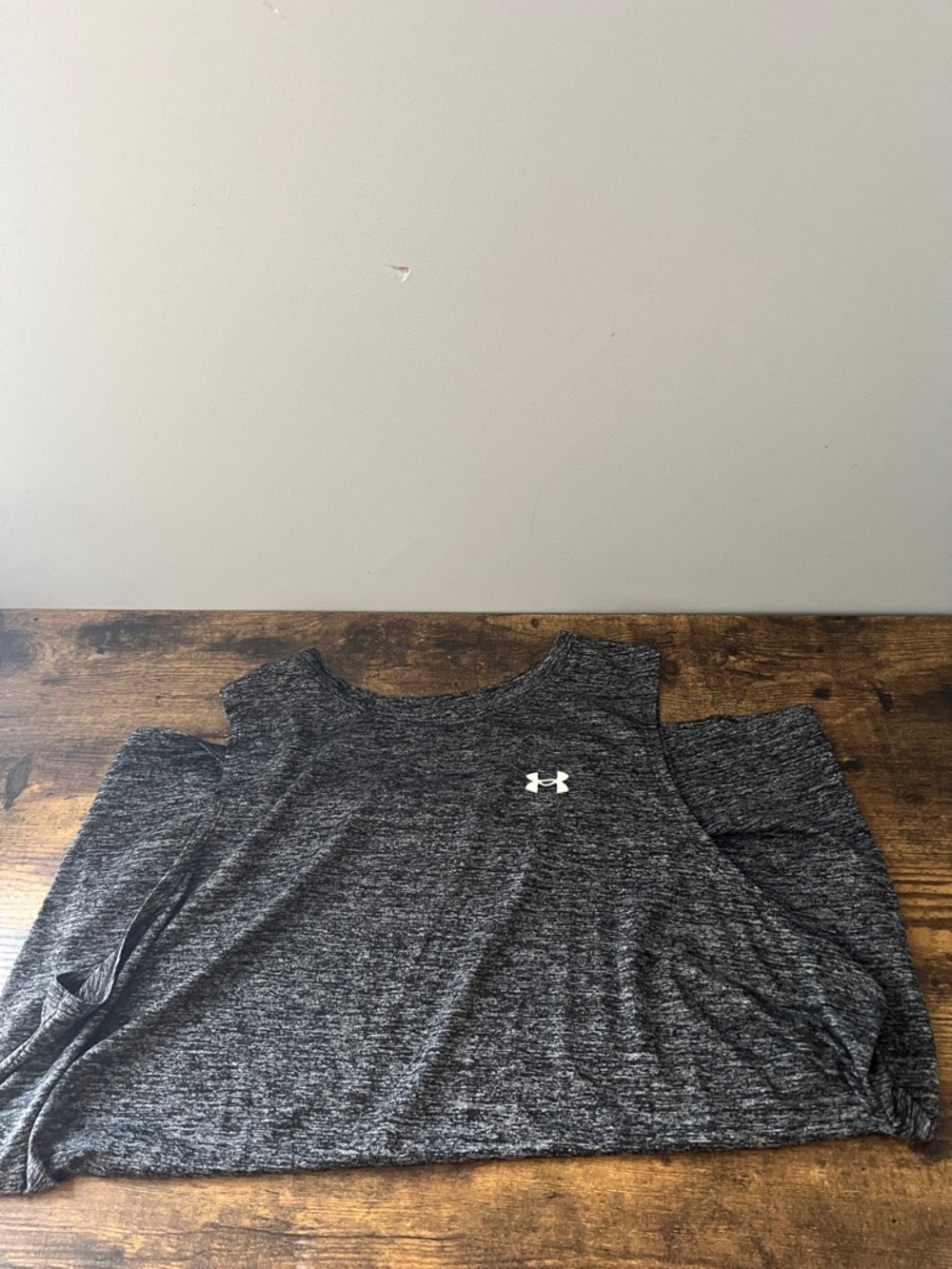 Under Armour Women's Dark Gray Tank Top size 1XL